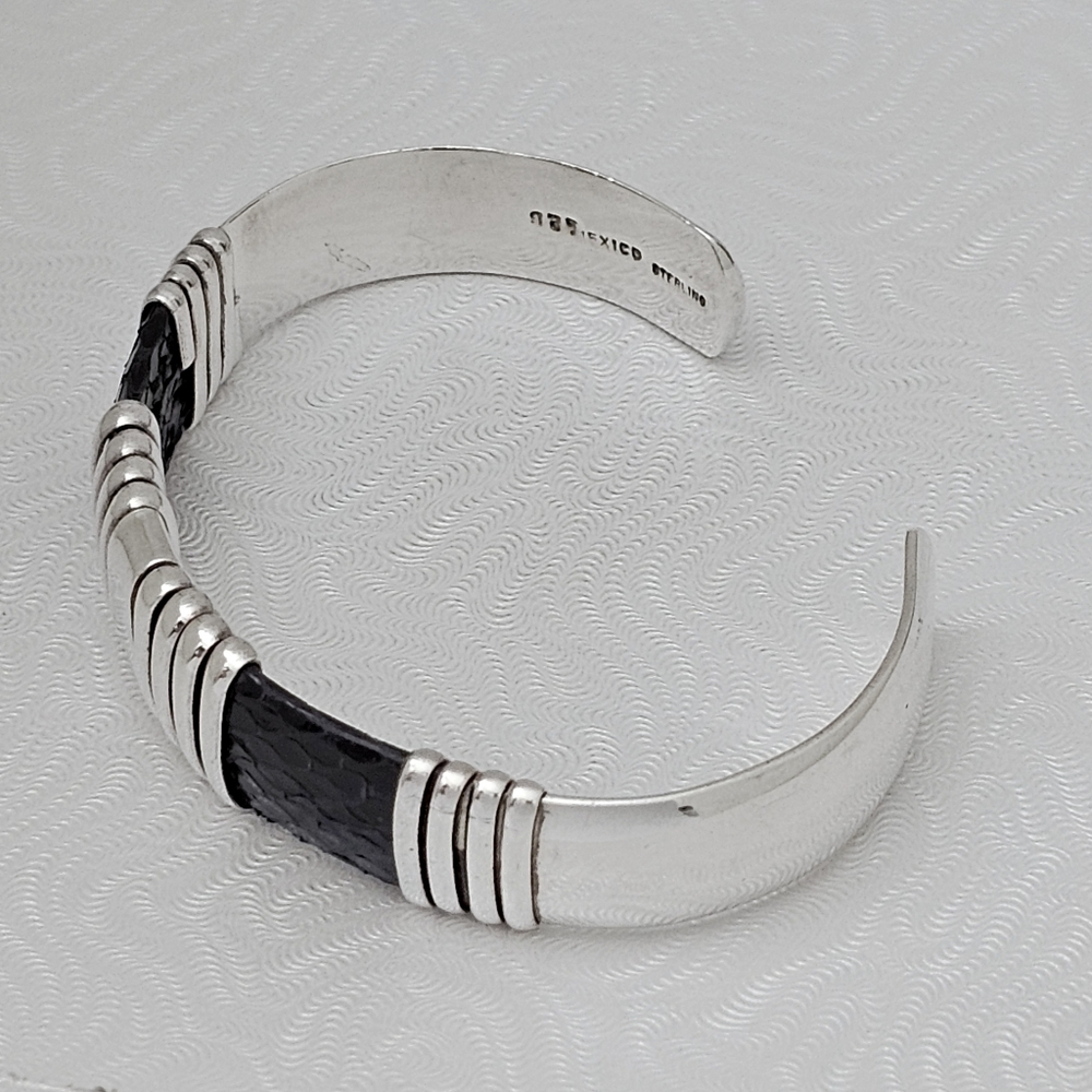 Silpada Super Rare Sterling Silver Black Snakeskin Heavy Cuff  EB430/B0430 - Picture 2 of 16